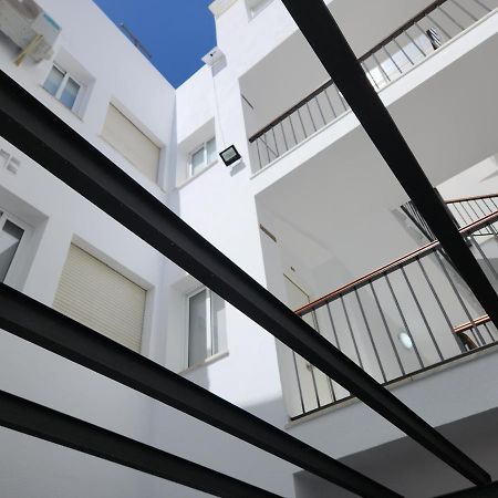 Allo Apartments Francos II Centro 2 Habitaciones جيريز المظهر الخارجي الصورة