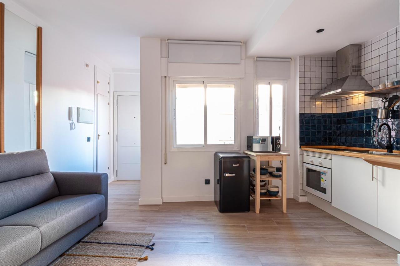 Allo Apartments Francos II Centro 2 Habitaciones جيريز المظهر الخارجي الصورة