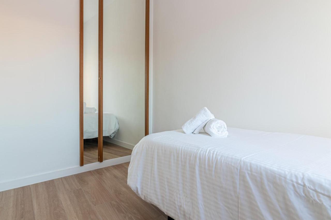 Allo Apartments Francos II Centro 2 Habitaciones جيريز المظهر الخارجي الصورة